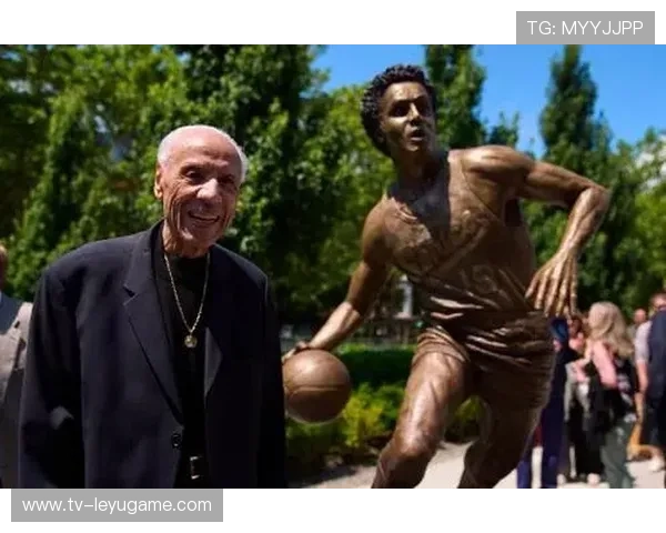 NBA传奇教练伦尼·威尔肯斯逝世，肯尼 威尔斯